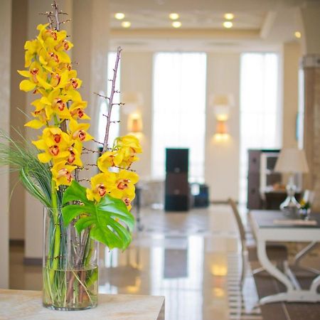 Superior Golf And Spa Resort คาร์คิฟ ภายนอก รูปภาพ