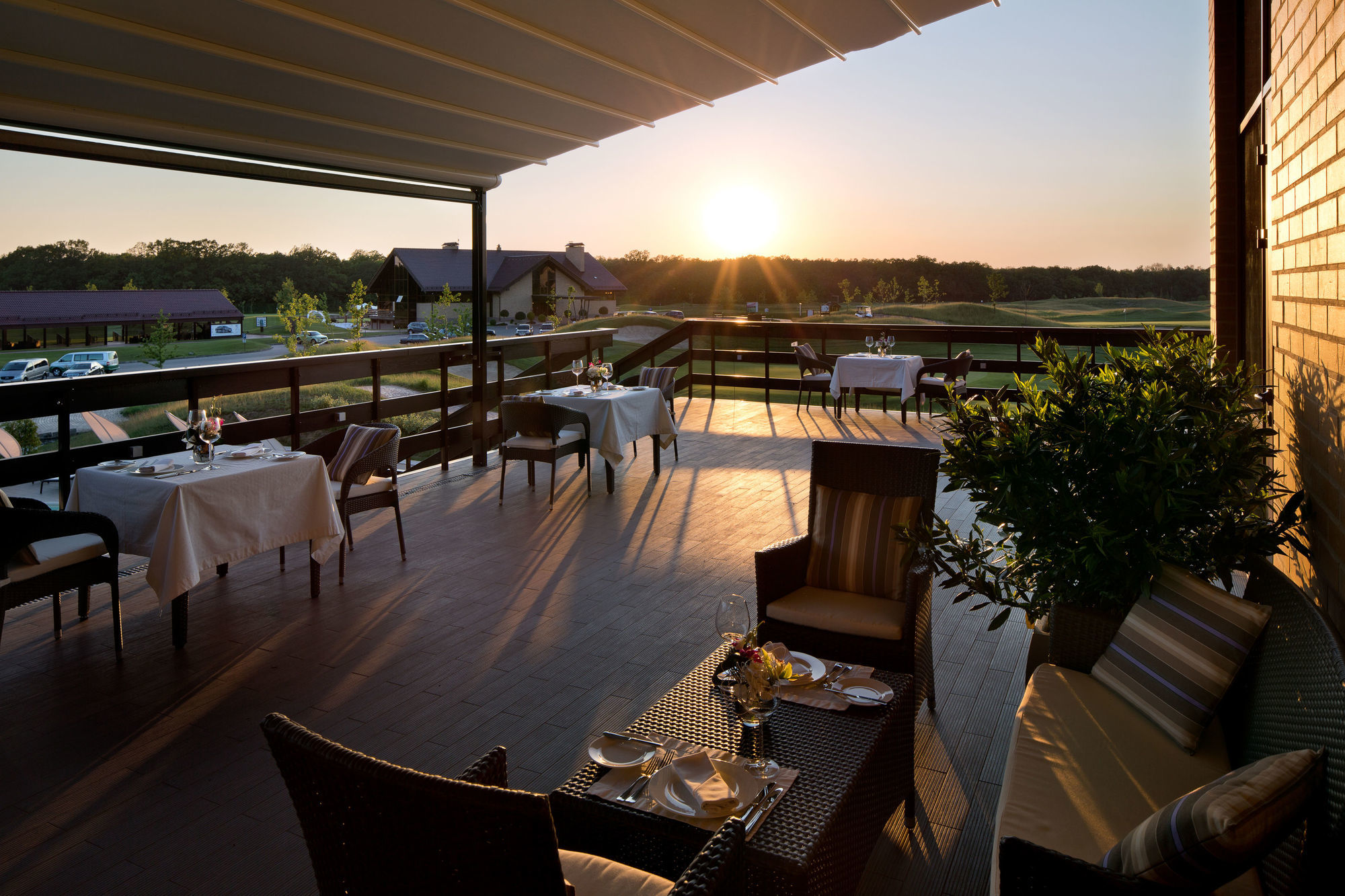 Superior Golf And Spa Resort คาร์คิฟ ภายนอก รูปภาพ
