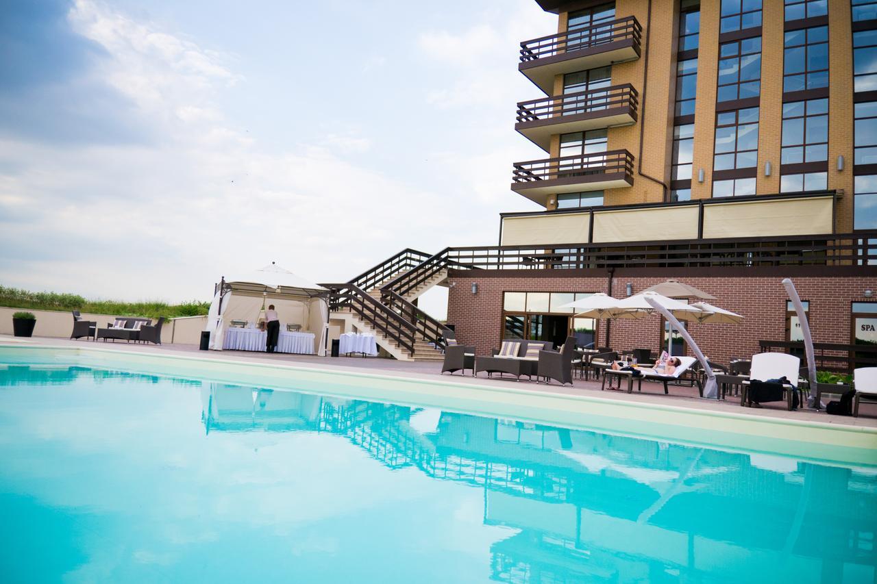 Superior Golf And Spa Resort คาร์คิฟ ภายนอก รูปภาพ