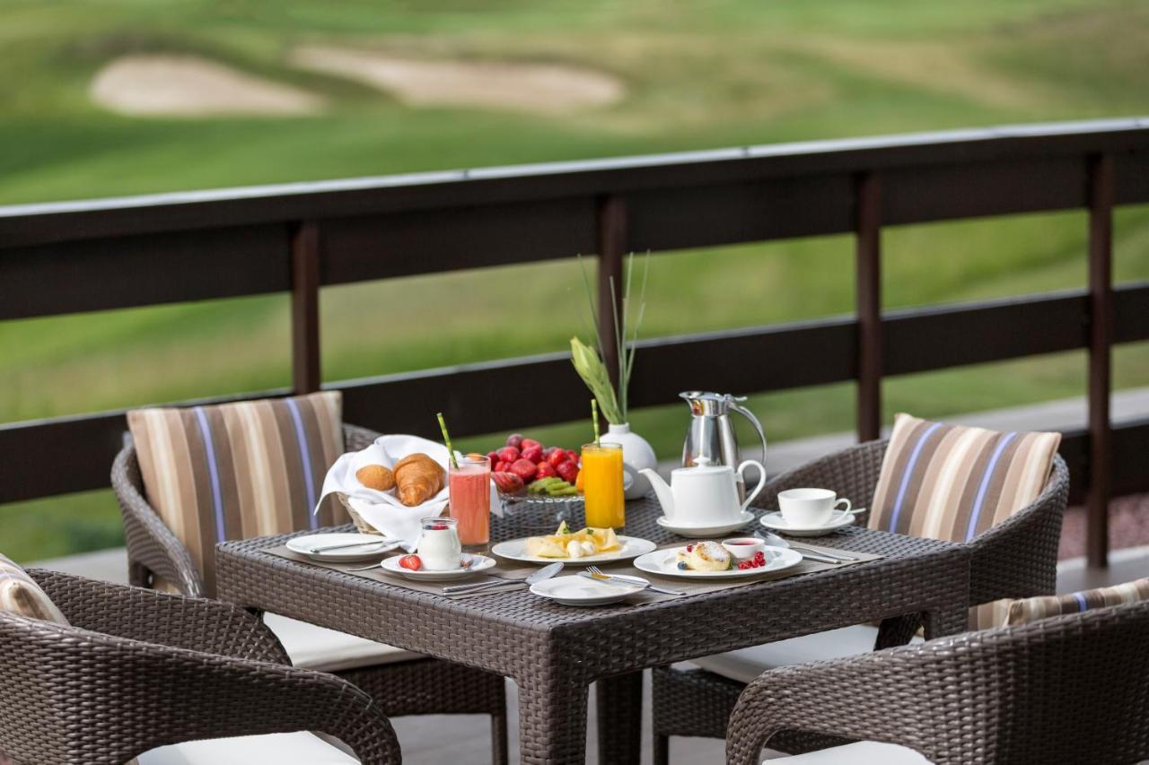 Superior Golf And Spa Resort คาร์คิฟ ภายนอก รูปภาพ