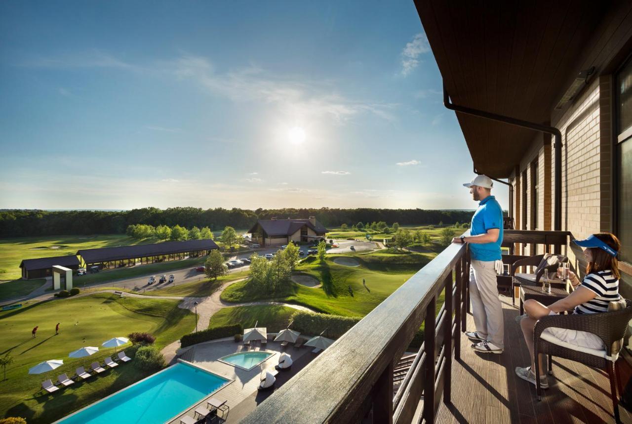 Superior Golf And Spa Resort คาร์คิฟ ภายนอก รูปภาพ