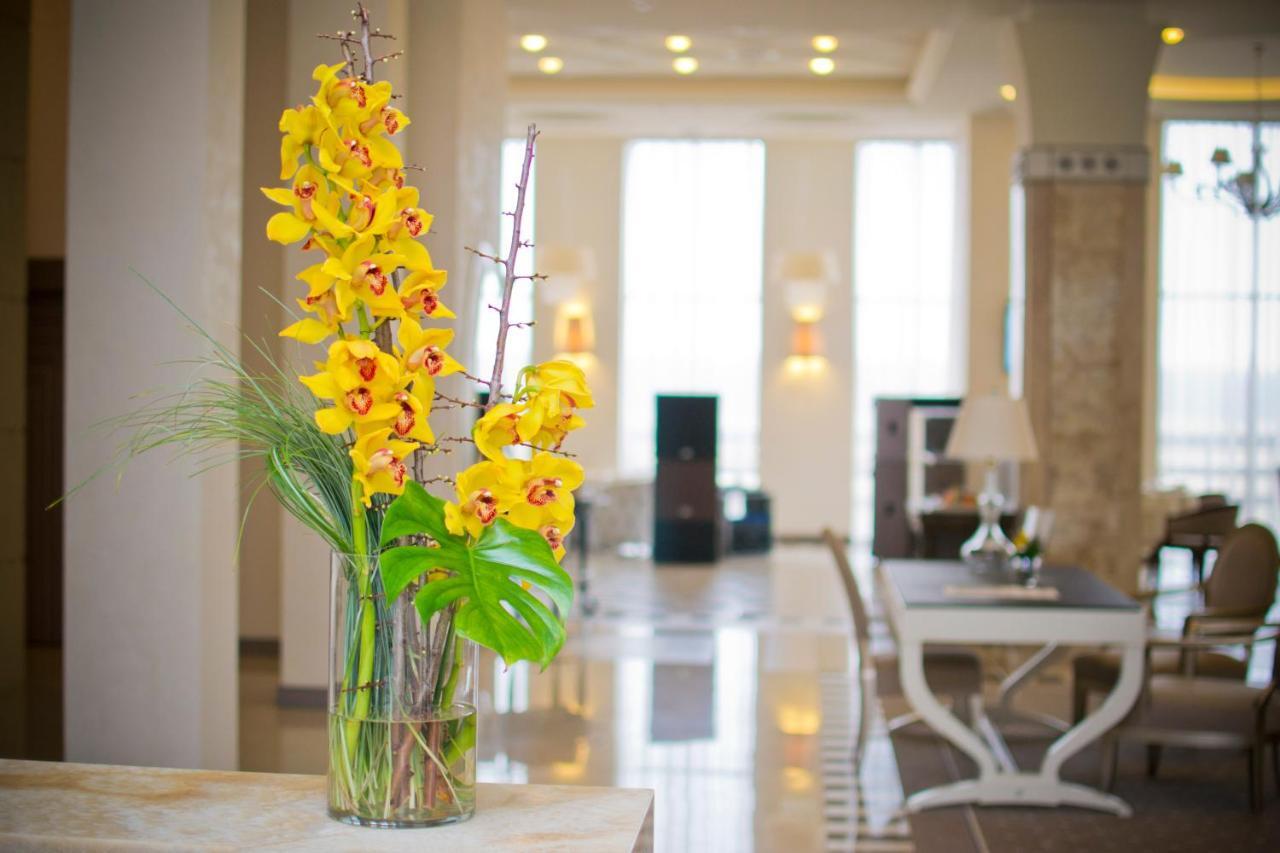 Superior Golf And Spa Resort คาร์คิฟ ภายนอก รูปภาพ